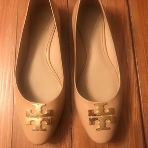 Tory Burch 7.5M Patent Leather Ballet Flat Beige